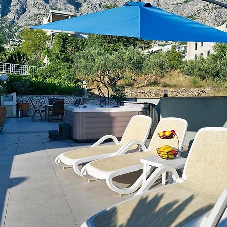 Amazing Apartment In Makarska With House Sea View Экстерьер фото