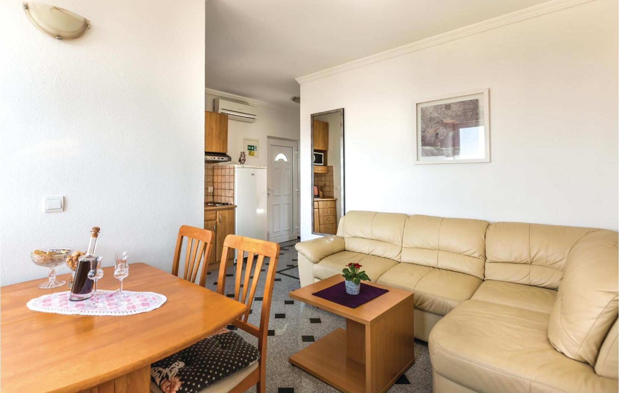 Amazing Apartment In Makarska With House Sea View Экстерьер фото