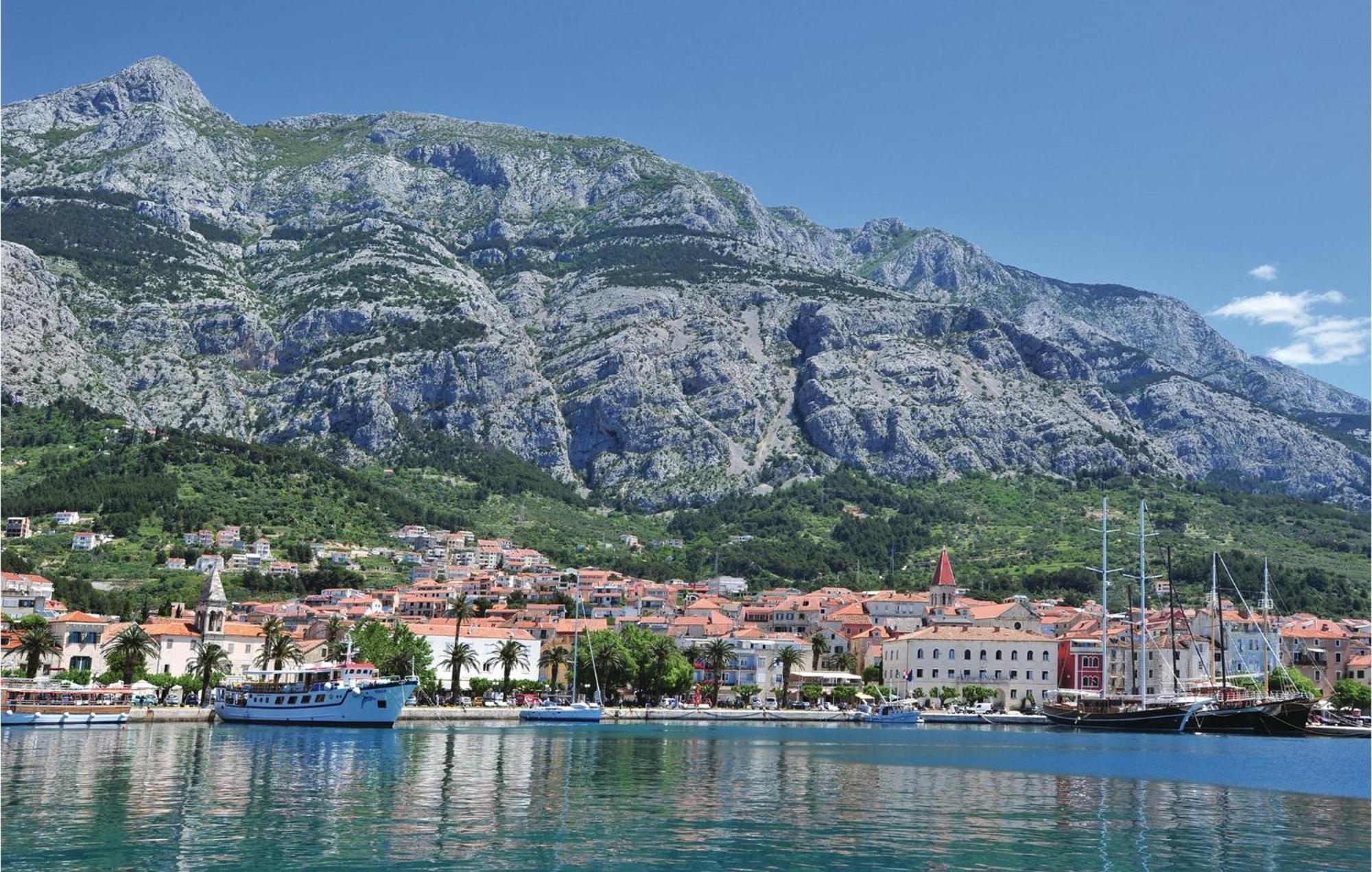 Amazing Apartment In Makarska With House Sea View Экстерьер фото